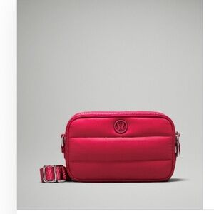 lululemon athletica Wunder Puff Crossbody Camera Bag